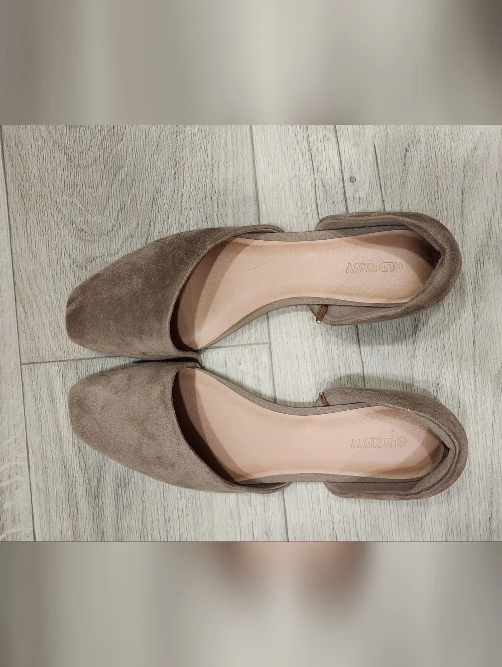 Old Navy stylish taupe
